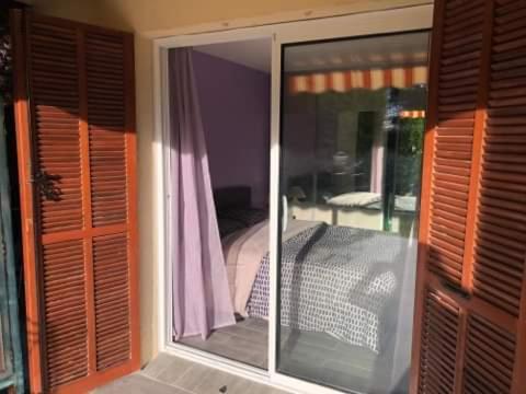 AGAY le pti bonheur 60m2 rez de jardin, en bord de mer Saint-Raphaël Extérieur photo