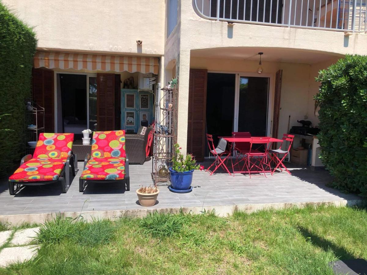 AGAY le pti bonheur 60m2 rez de jardin, en bord de mer Saint-Raphaël Extérieur photo